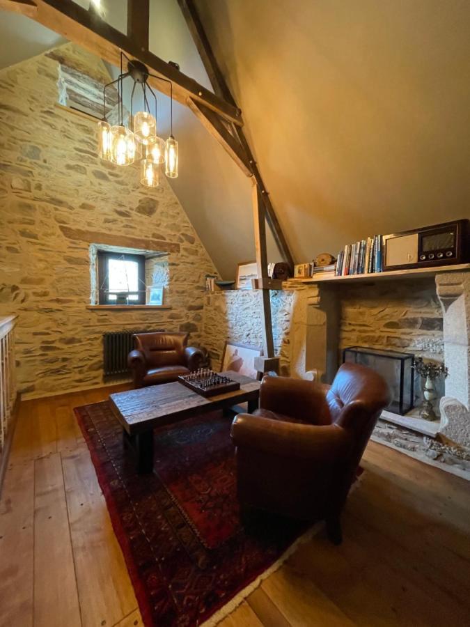 Manoir Medieval Du XV Ieme Siecle Minihy-Treguier ภายนอก รูปภาพ
