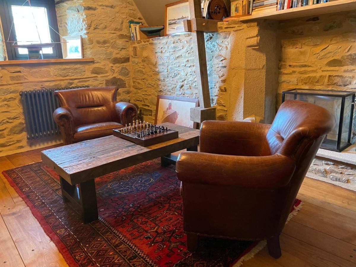 Manoir Medieval Du XV Ieme Siecle Minihy-Treguier ภายนอก รูปภาพ