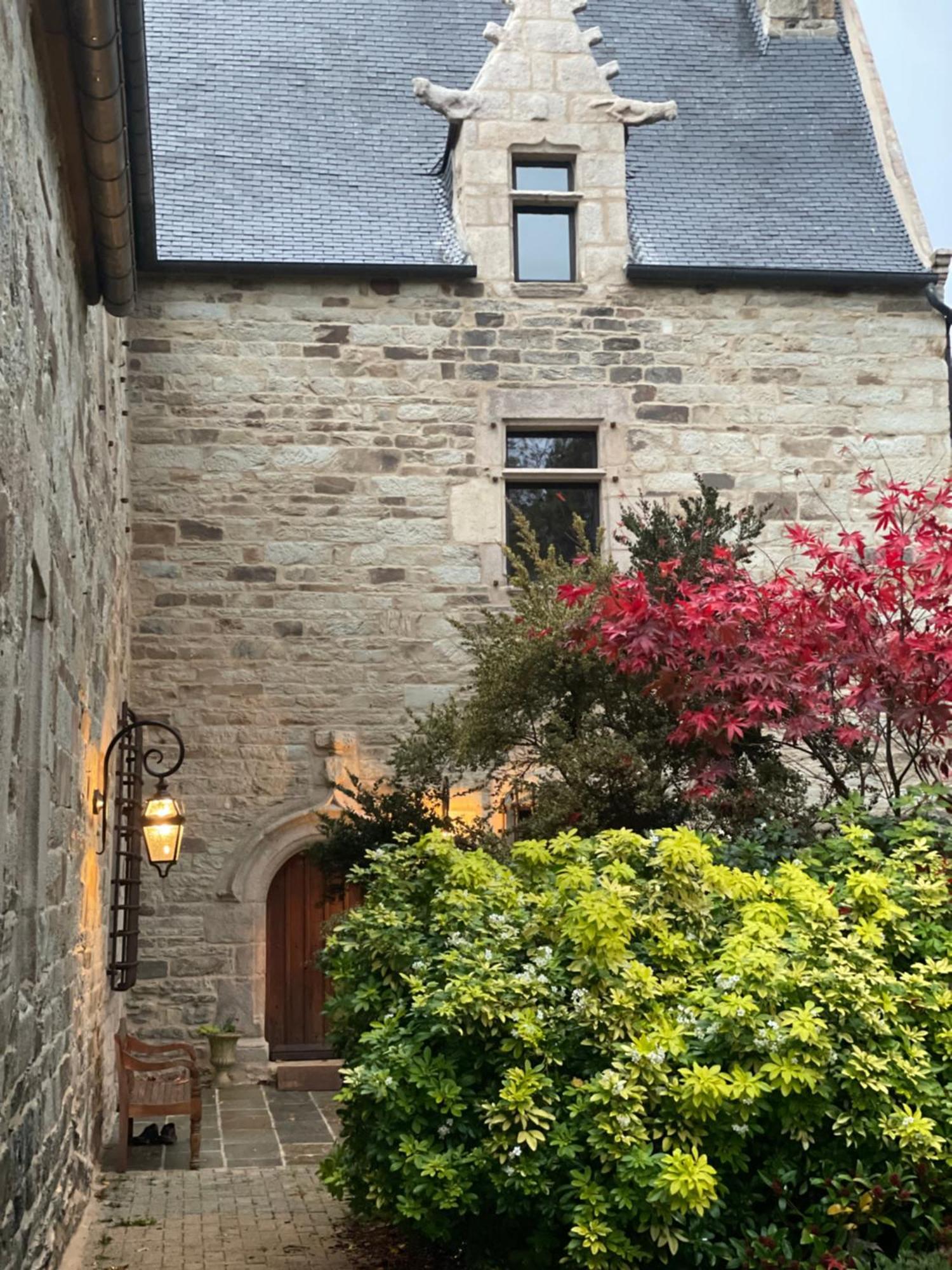 Manoir Medieval Du XV Ieme Siecle Minihy-Treguier ภายนอก รูปภาพ